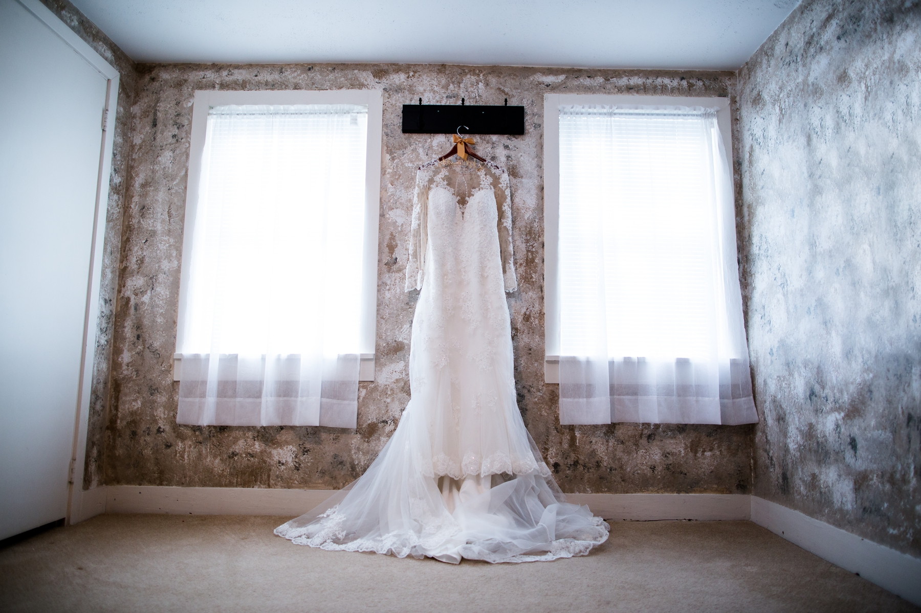 Harvest View Barn Hershey Farms Elizabethtown Pa wedding photography